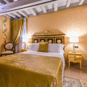 ai-cherubini.hotelinveneto.com/